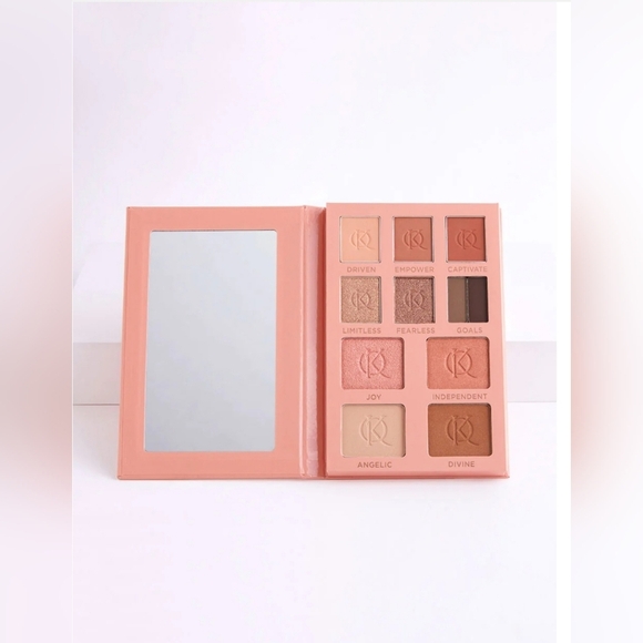 Kenia Ontiveross Glow and Go Kit - Picture 2 of 3